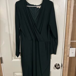 Elegant Dark Green Long Sleeve Dress